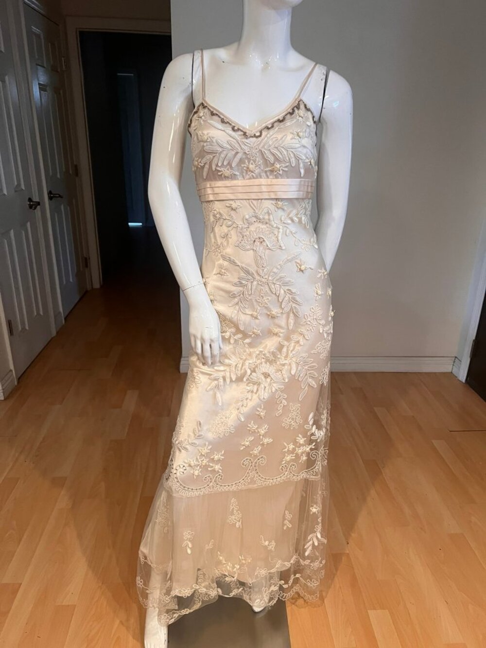VINTAGE Y2K SUE WONG NOCTURNE LACE EMBELLISHED LONG DRESS SIZE 2 US WHIMSY